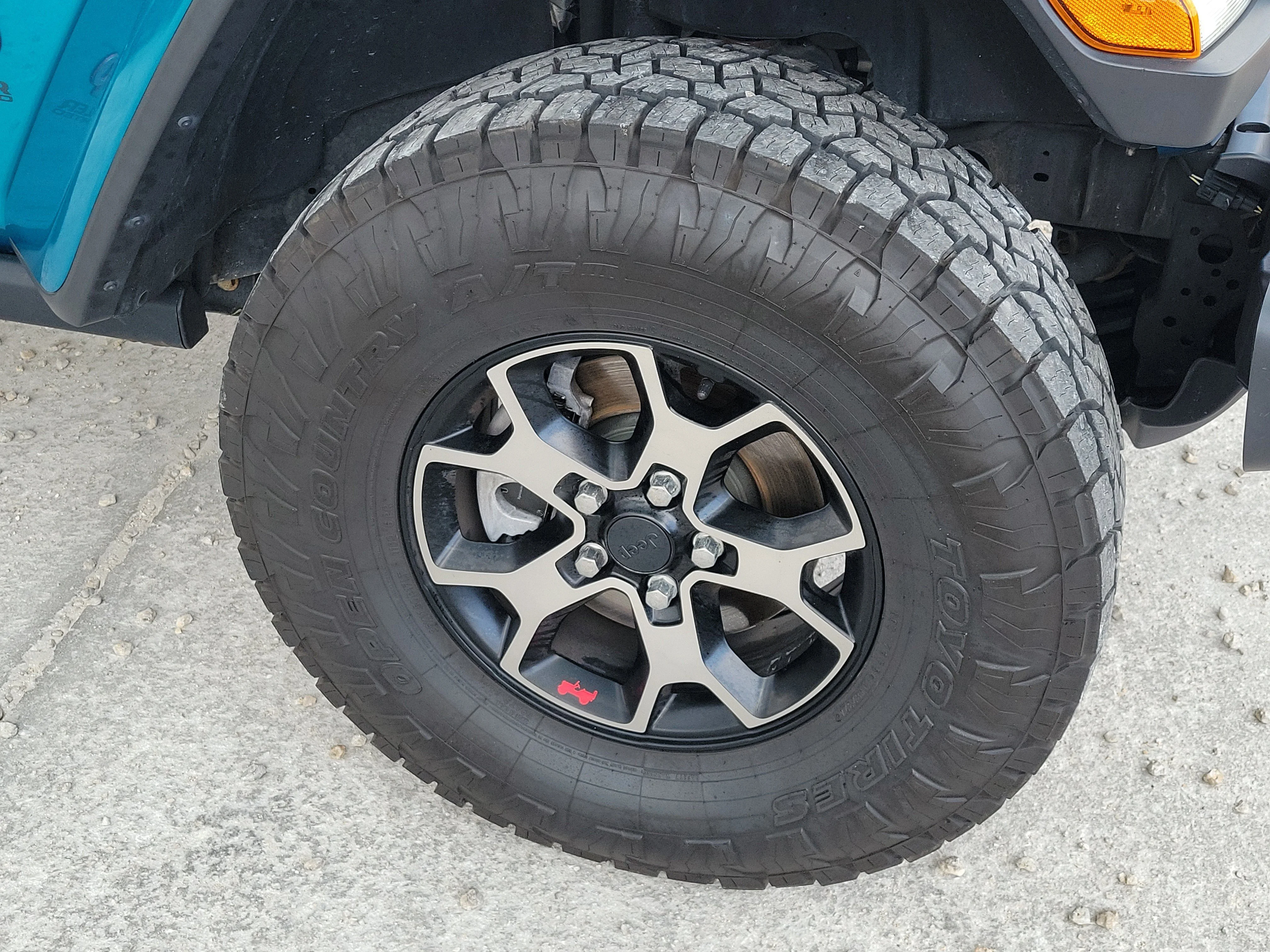 Used 2019 Bikini Pearlcoat Jeep Rubicon image 8