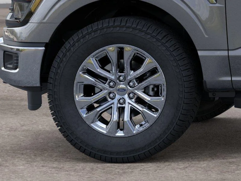 New 2026 Carbonized Gray Metallic Ford XLT image 19
