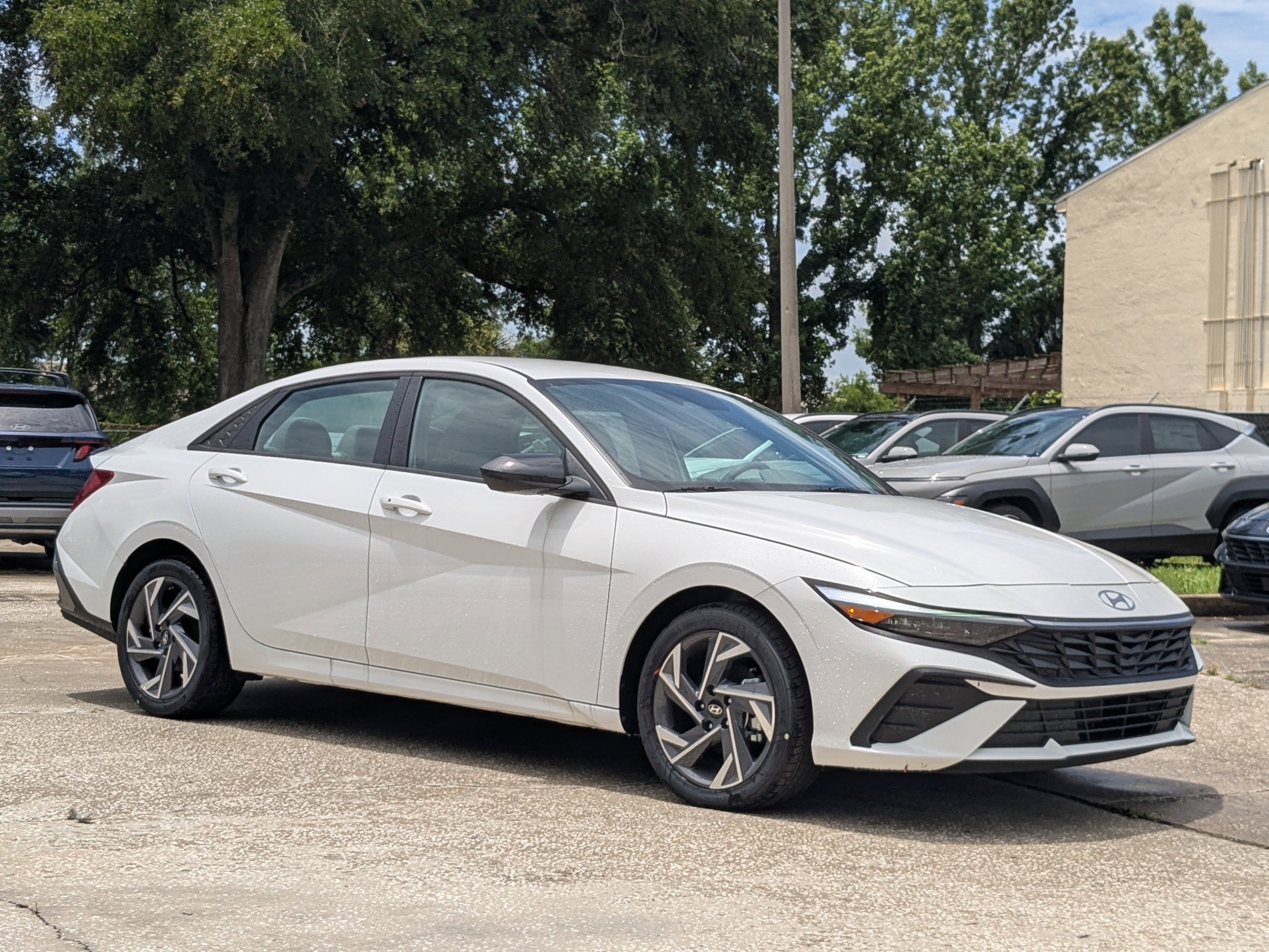 New 2025 Serenity White Hyundai SEL Sport image 1