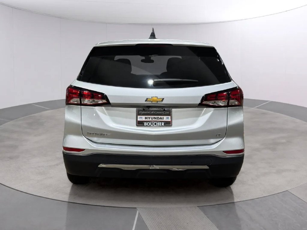 Used 2022 Silver Chevrolet LT image 4