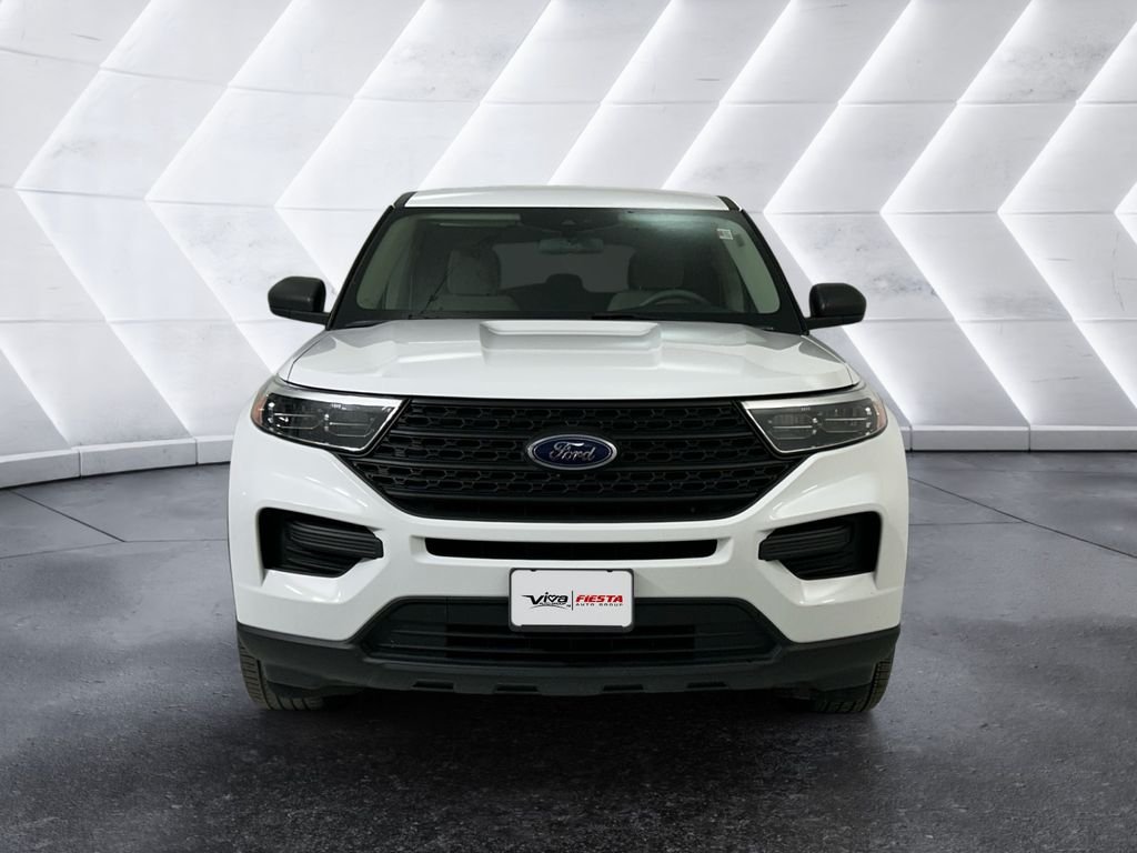 Used 2023 White Ford Base image 2