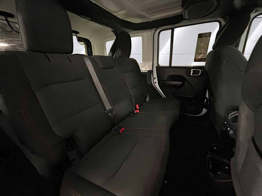 Used 2023 White/off-white Jeep Rubicon image 16