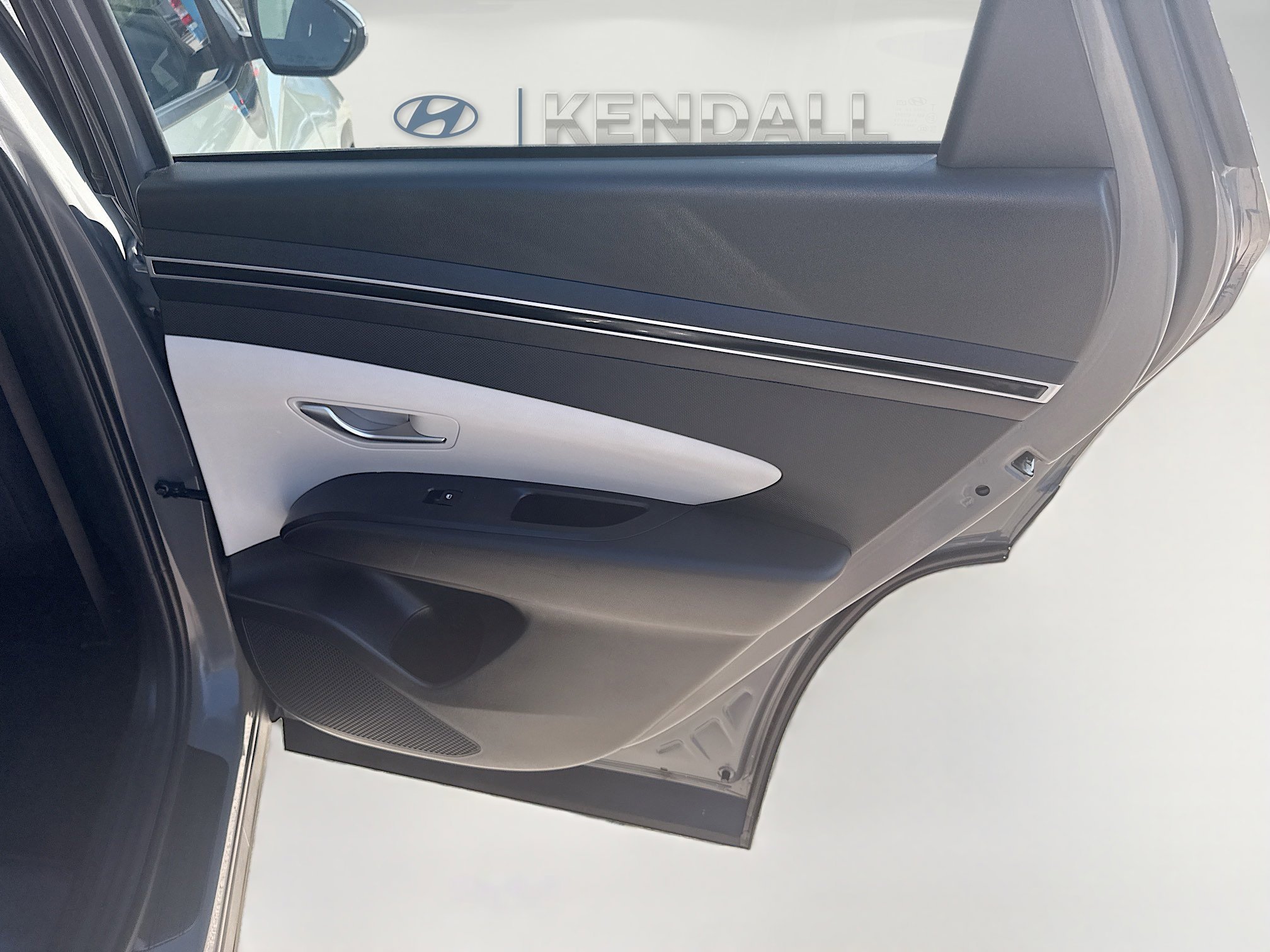 Used 2024 Hampton Gray Hyundai SE image 27