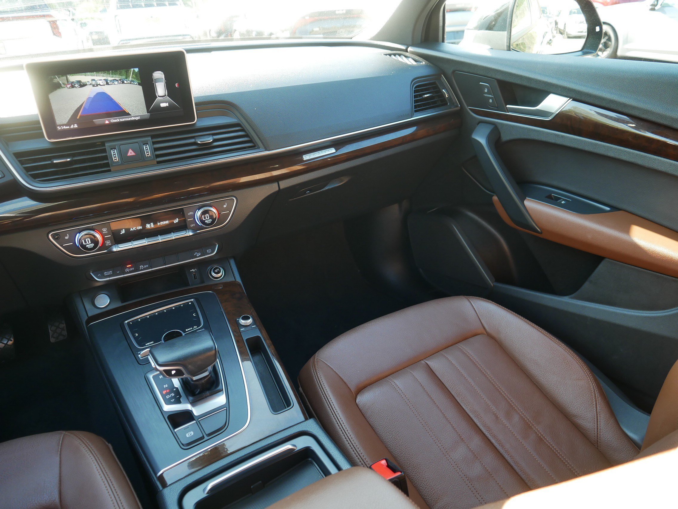 Used 2018 Black Audi Premium image 11