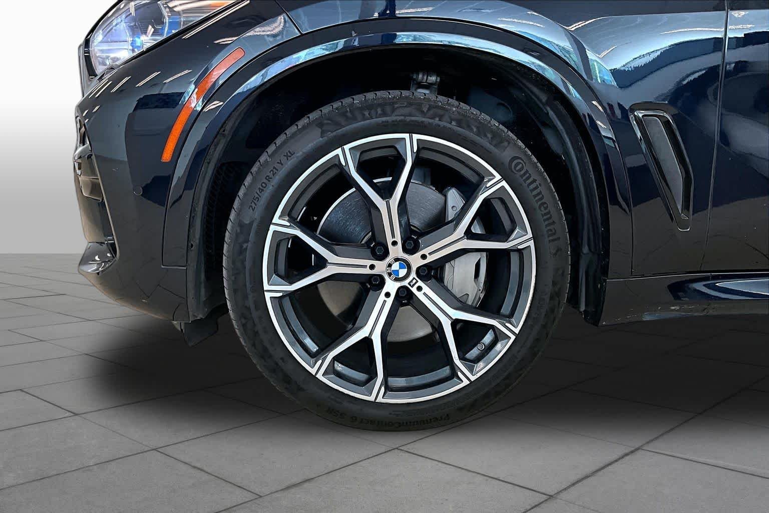 Used 2019 Carbon Black Metallic BMW xDrive50i image 10