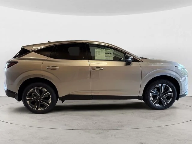 New 2026 Gold Nissan SL image 7