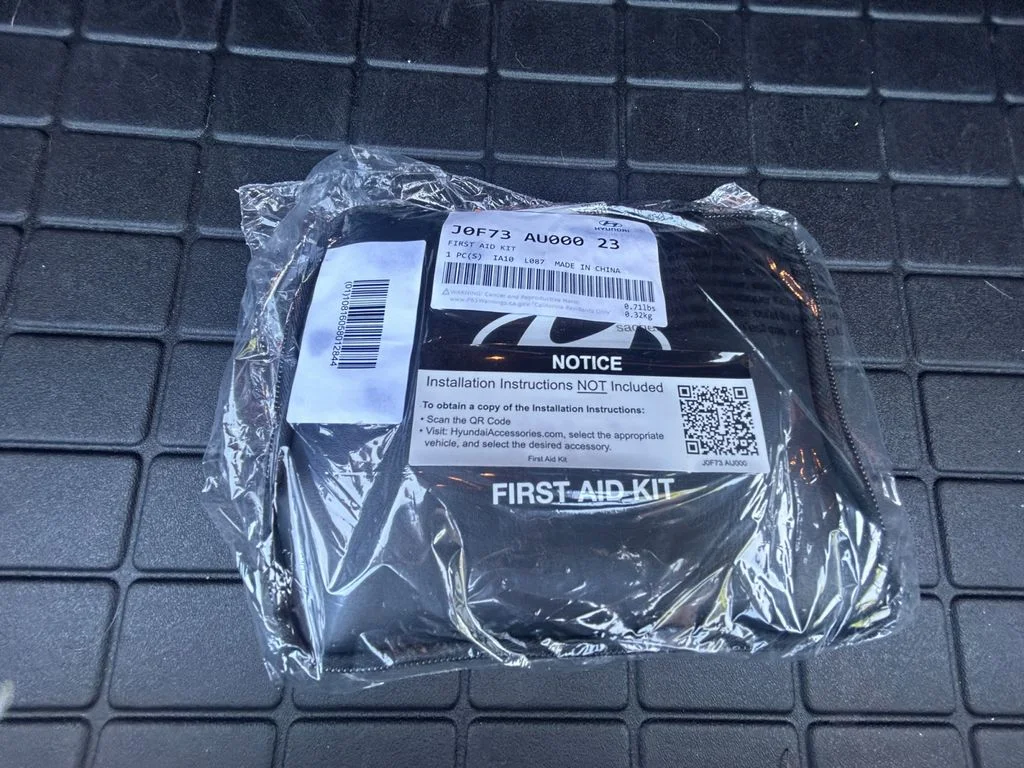 Used 2023 Ultimate Red Hyundai SEL image 22