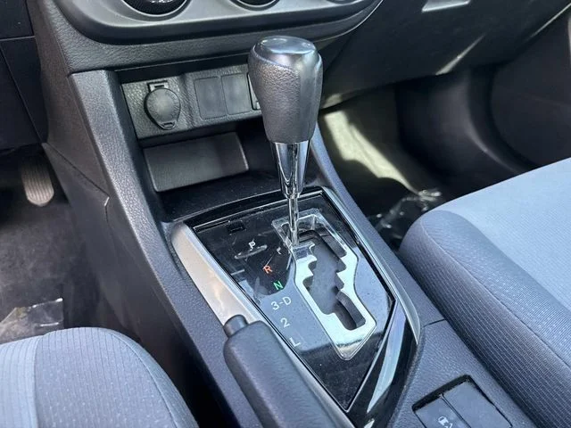 Used 2014 Silver Toyota L image 31