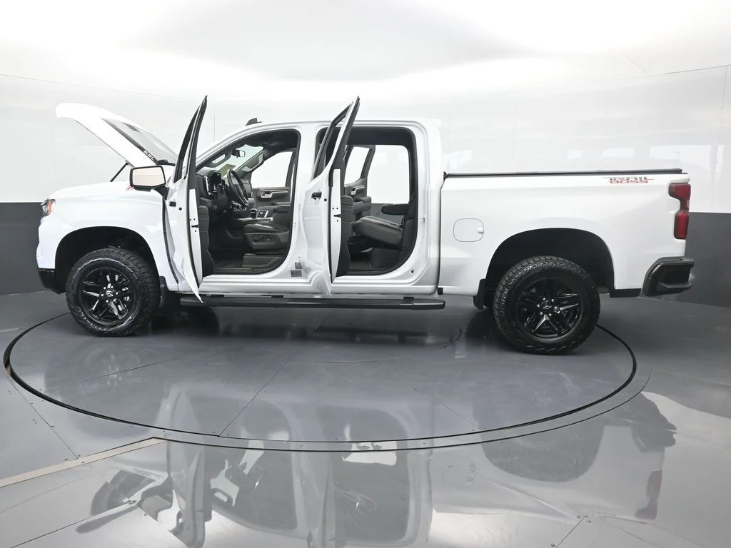 Used 2024 Summit White Chevrolet LT Trail Boss image 84