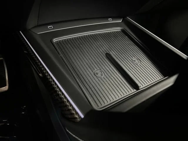 2027 Cadillac VISTIQ Luxury - Photo 14