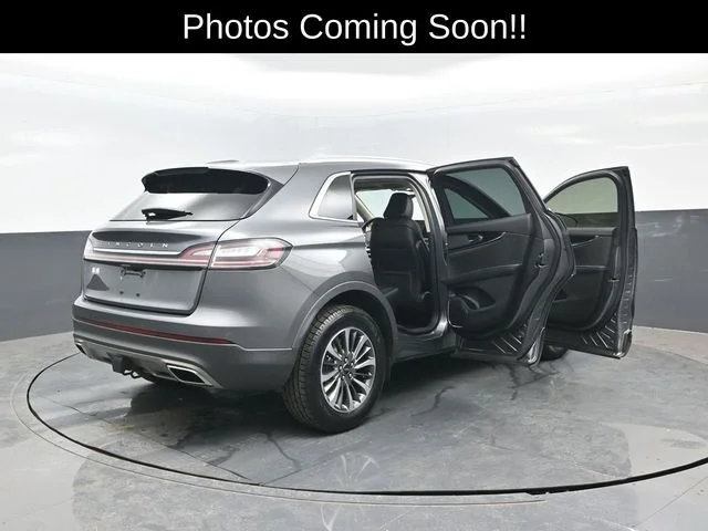 Used 2022 Gray Metallic Lincoln Reserve image 61