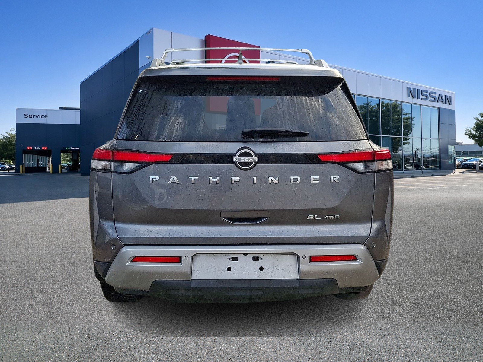 Used 2022 Gun Metallic Nissan SL image 4