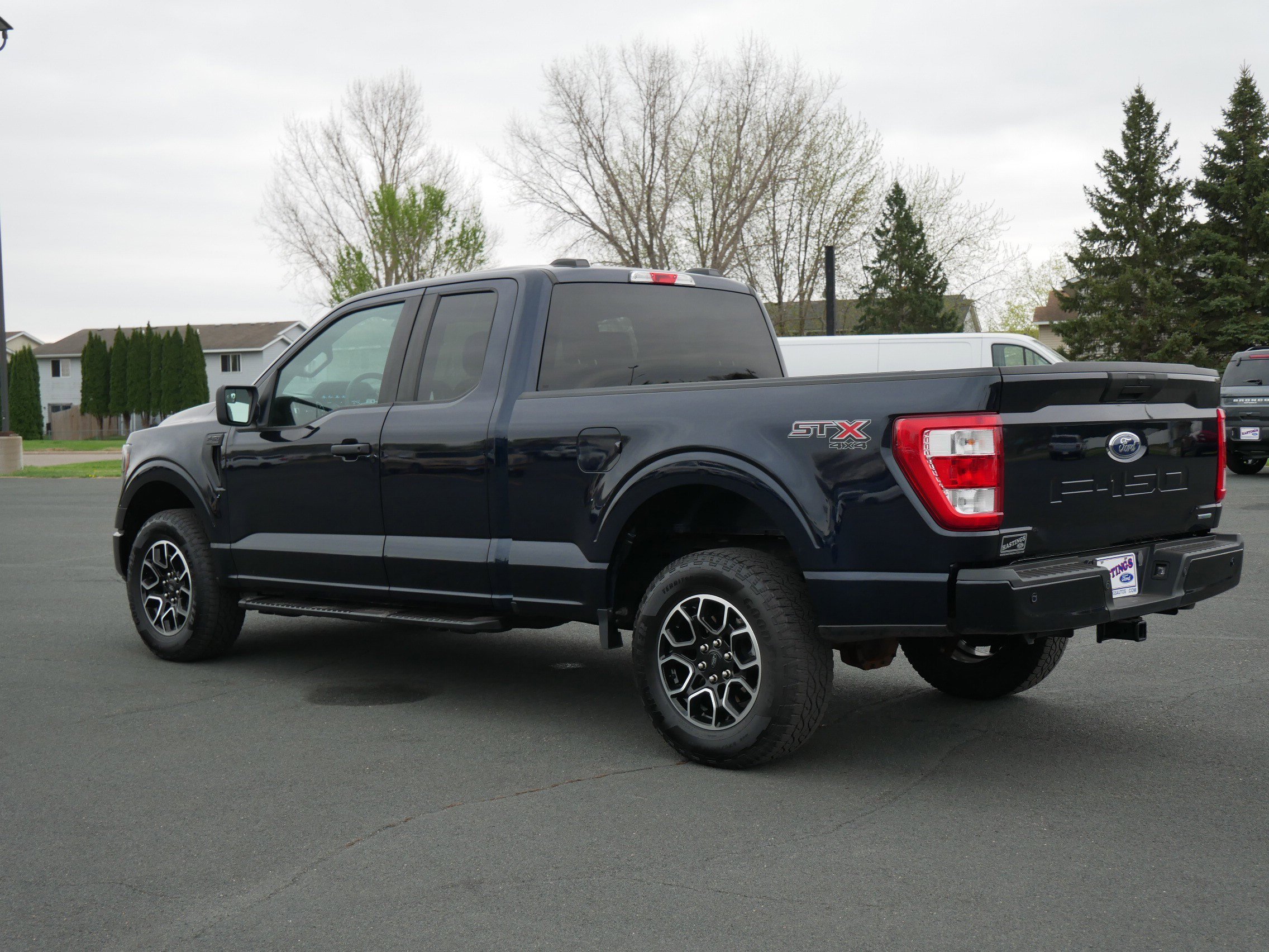 Used 2023 Antimatter Blue Metallic Ford XL image 3