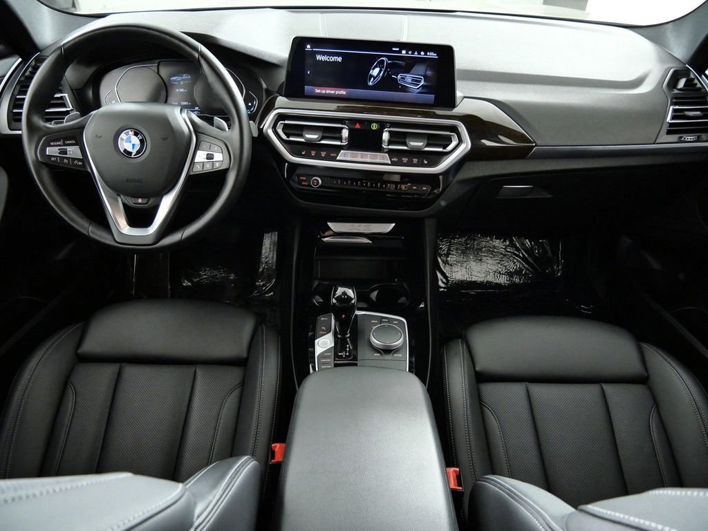Used 2022 Black BMW xDrive30i image 6