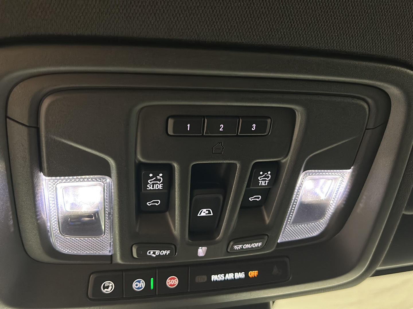 Used 2024 Onyx Black GMC AT4 image 36