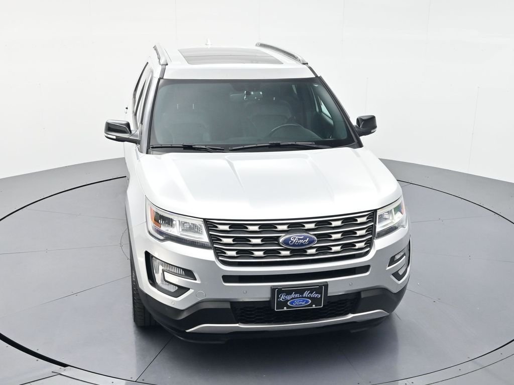 Used 2017 Ingot Silver Ford XLT image 39