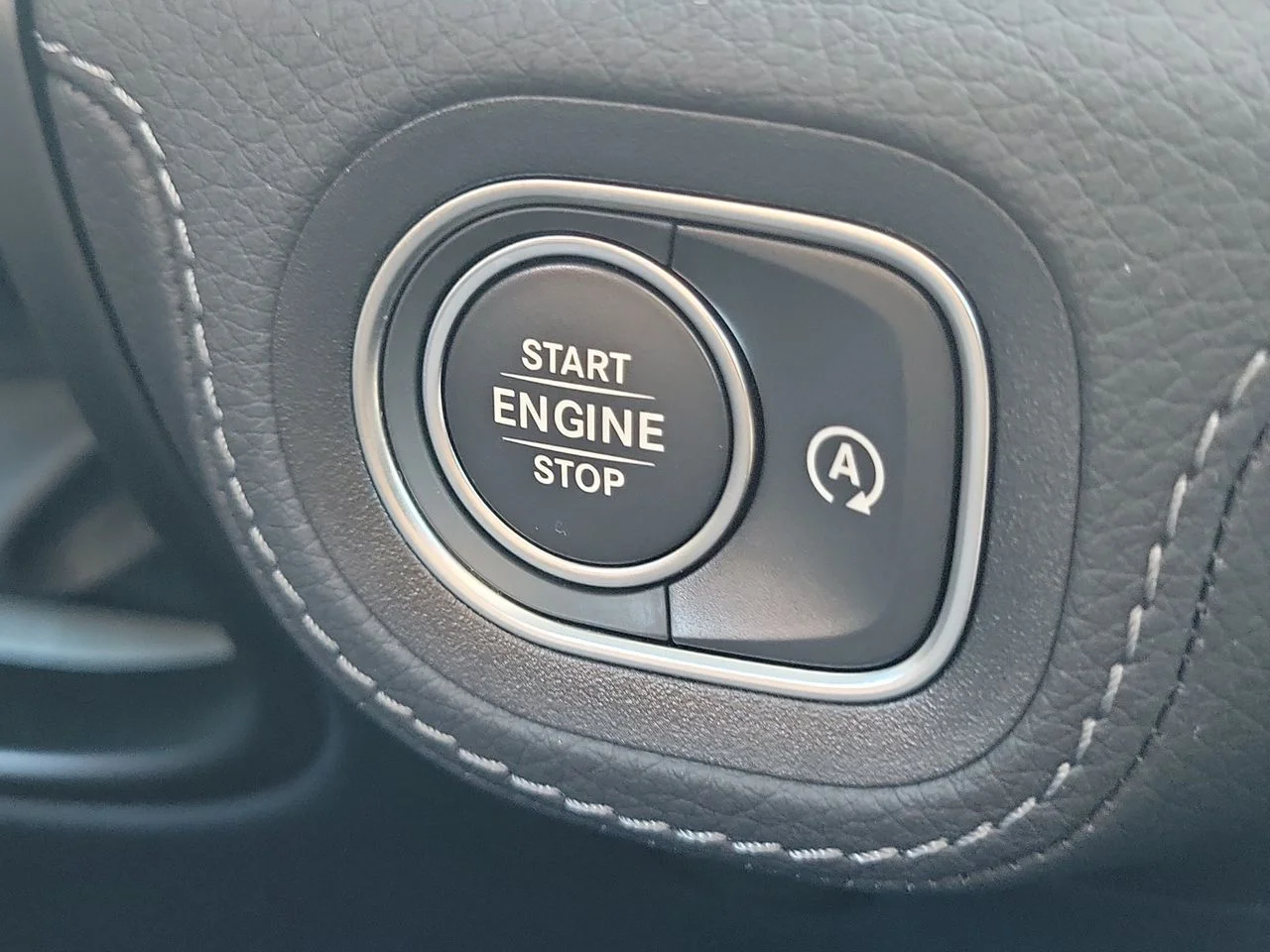 New 2026 Selenite Grey Metallic Mercedes-Benz GLS 580 image 33