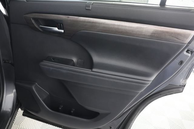 Used 2021 Gray Toyota Platinum image 29