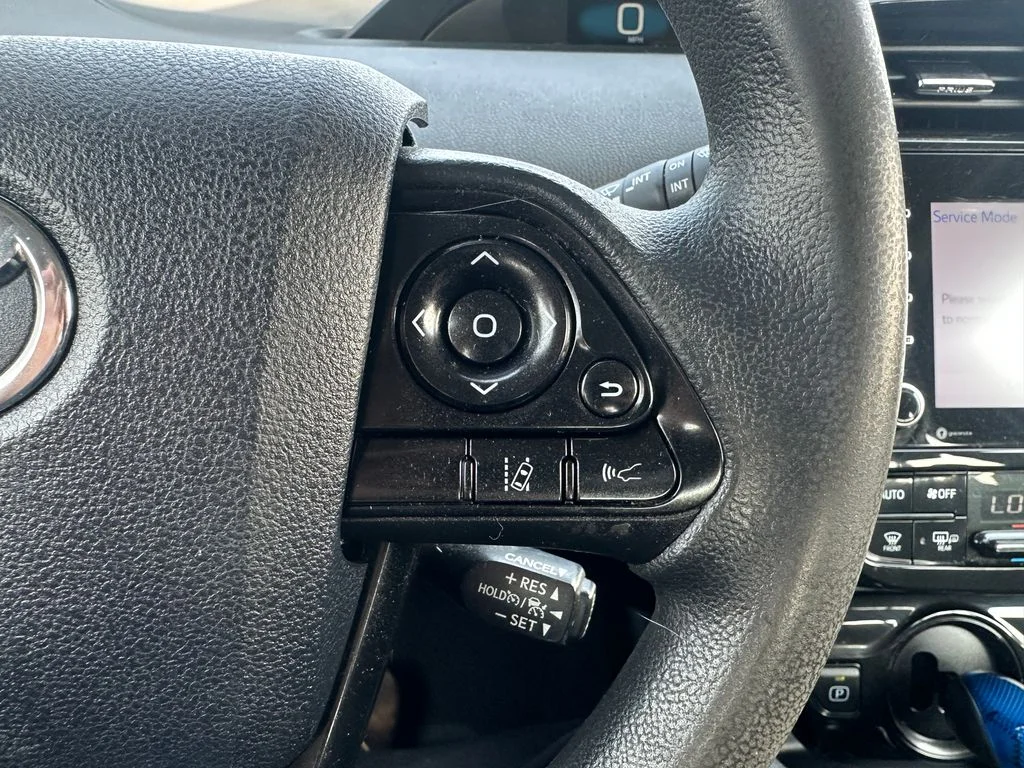 Used 2022 Blue Toyota LE AWD-e image 21
