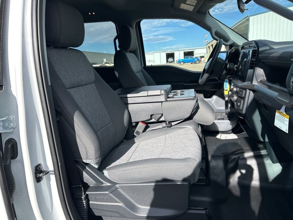 New 2026 Oxford White Ford XL image 44