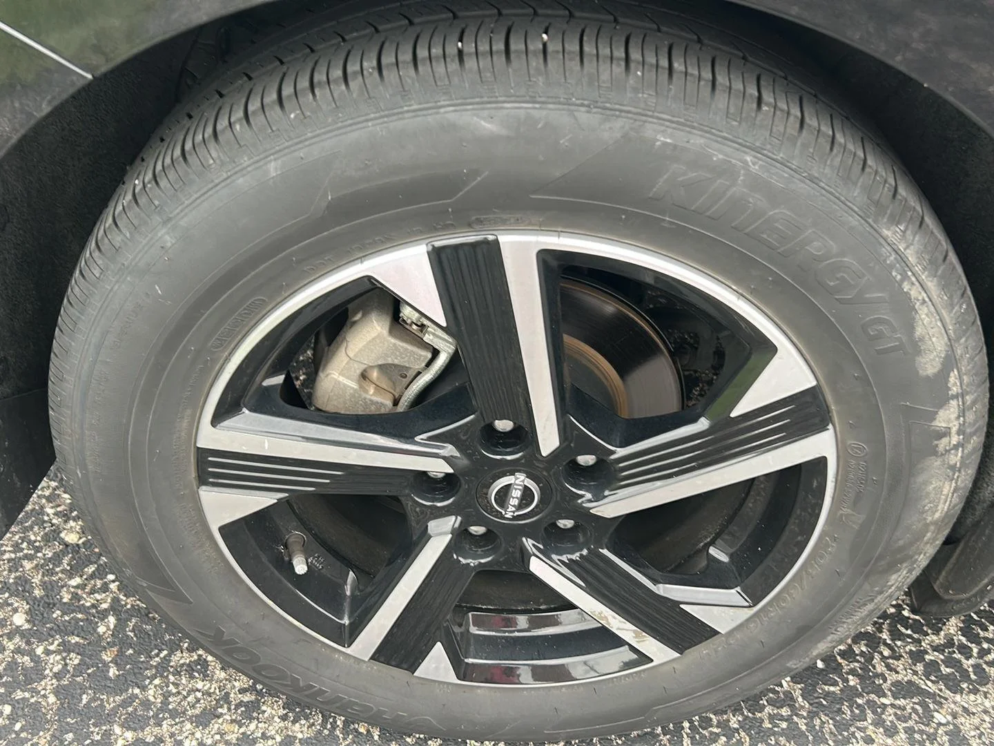 Used 2025 Black Nissan SV image 21