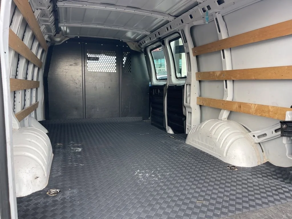 Used 2023 Summit White Chevrolet WT image 19