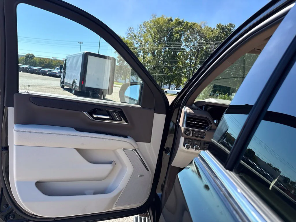 Used 2026 Onyx Black GMC Denali image 20