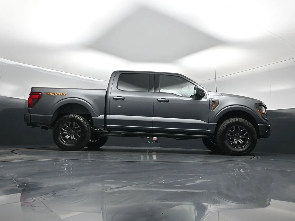 New 2026 Gray Ford Tremor image 47