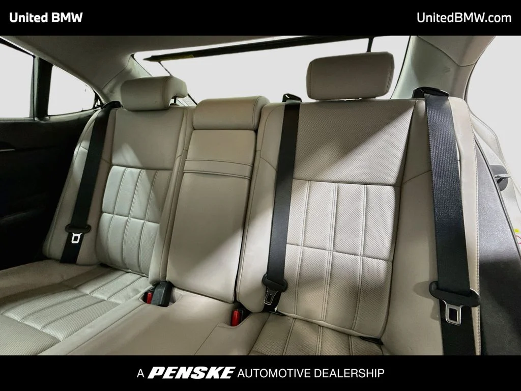 Used 2018 Silver Lexus 350 image 13