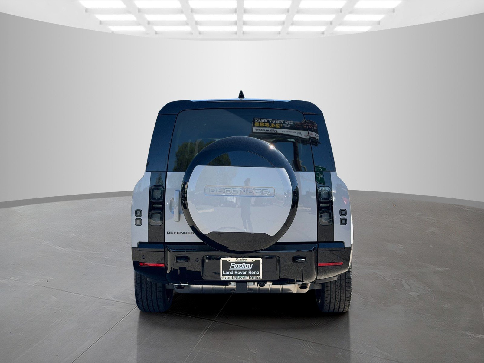 2026 Land Rover Defender X - Photo 6