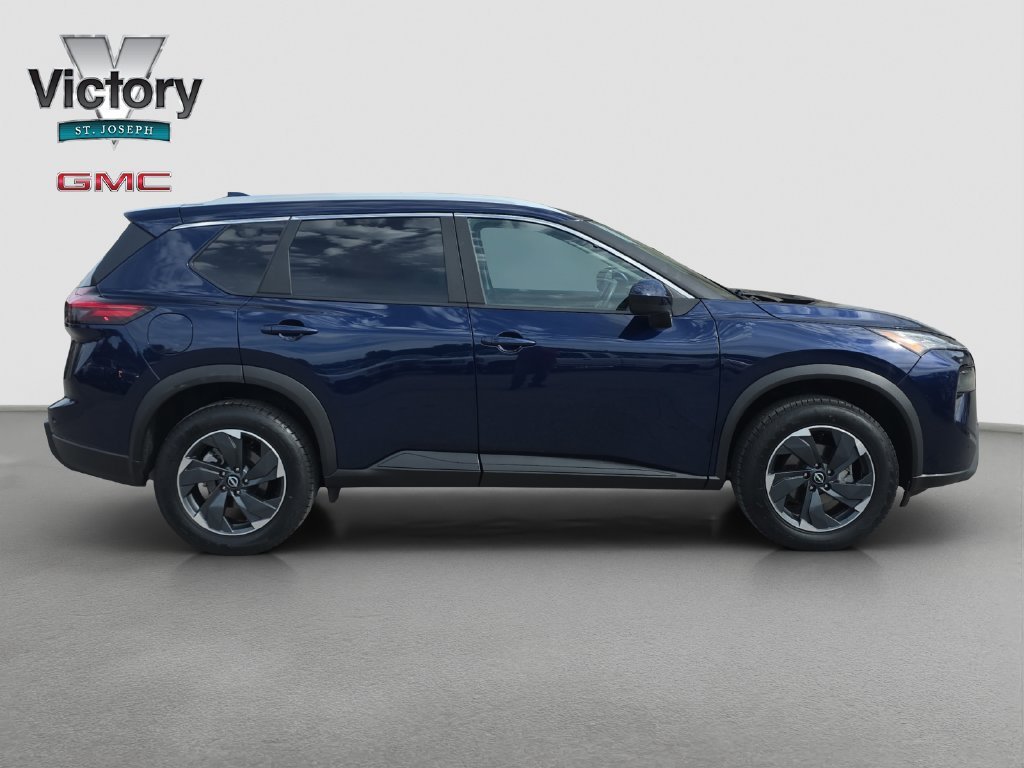 2024 Nissan Rogue SV - Photo 19
