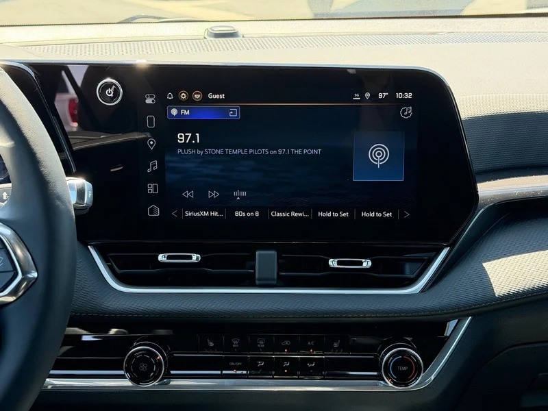 2026 Chevrolet Equinox LT - Photo 10