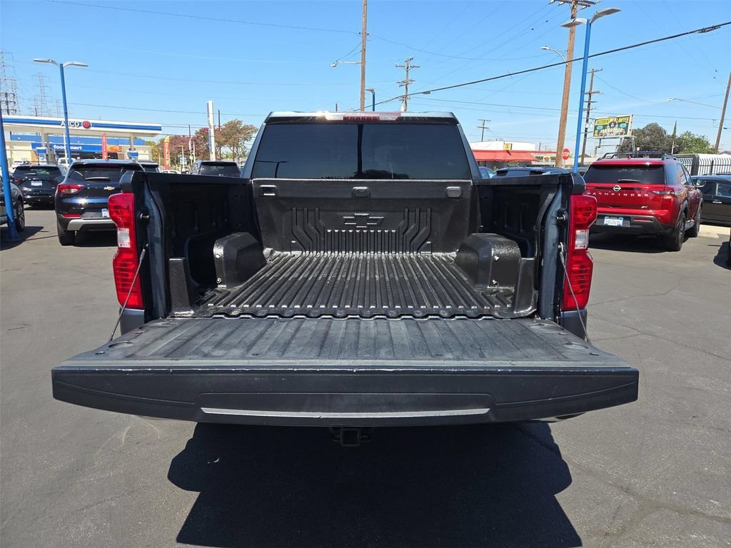 Certified Used 2019 SHADOW GRAY METALLIC Chevrolet LT image 17