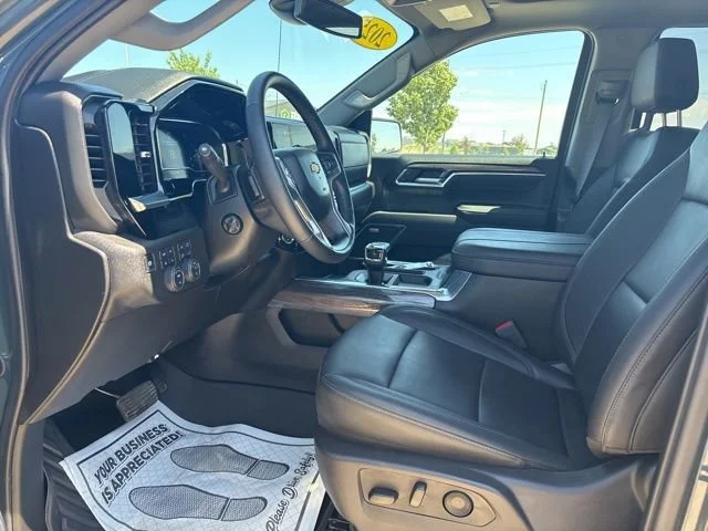 Used 2025 Cypress Gray Chevrolet LTZ image 3