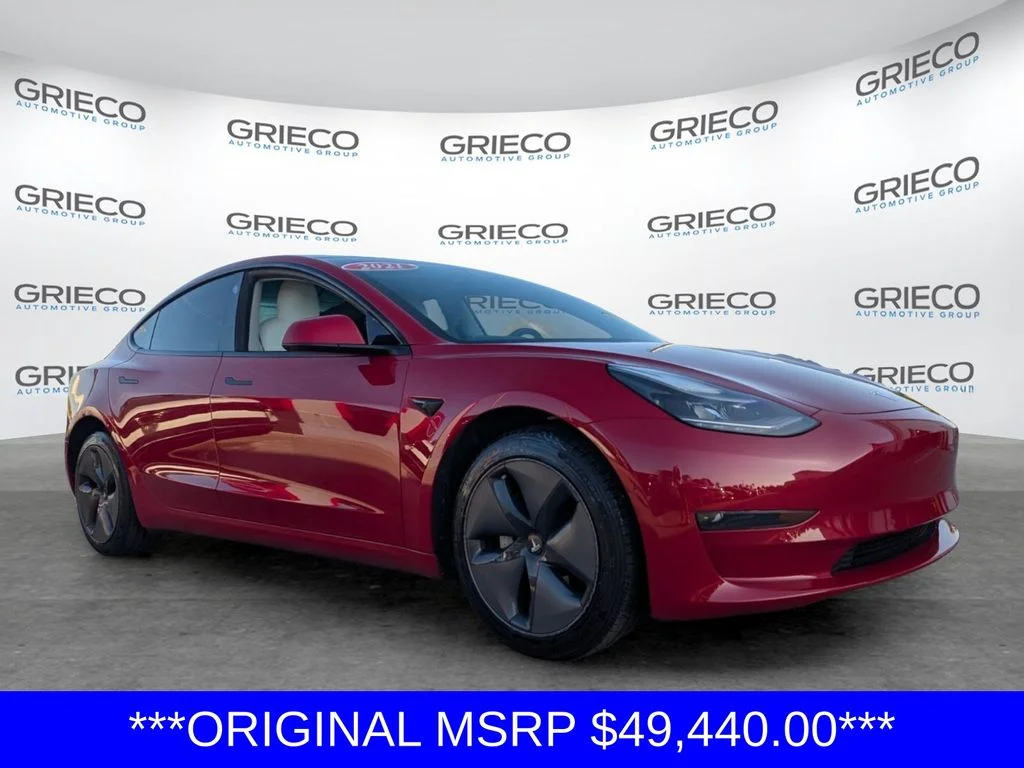 2021 Tesla Model 3 Standard Range Plus's photo