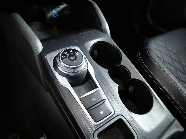 Used 2023 Red Ford Platinum image 18