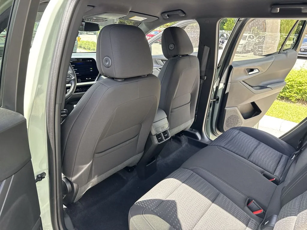 Used 2026 Cacti Green Chevrolet LT image 34