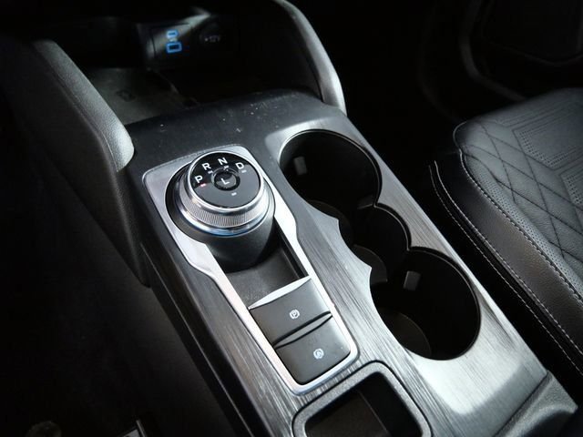 Used 2023 Red Ford Platinum image 18