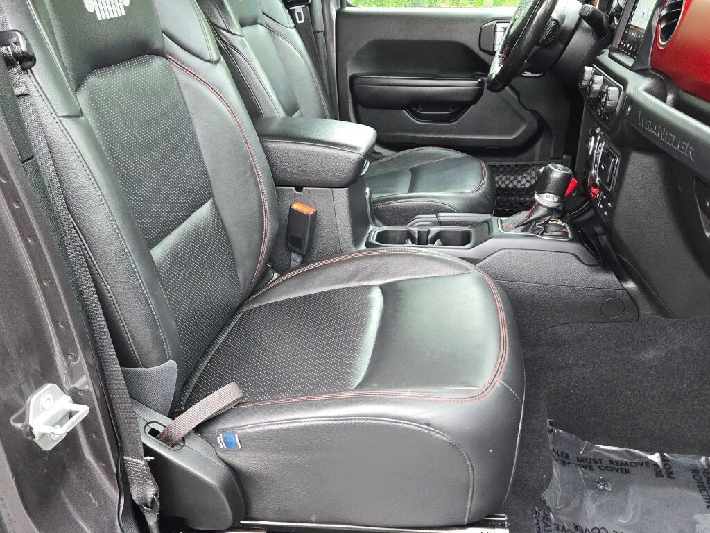 Used 2020 Gray Jeep Unlimited Rubicon image 6