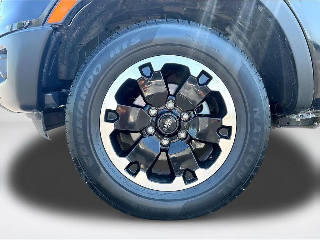 Used 2021 Black Ford XL image 9