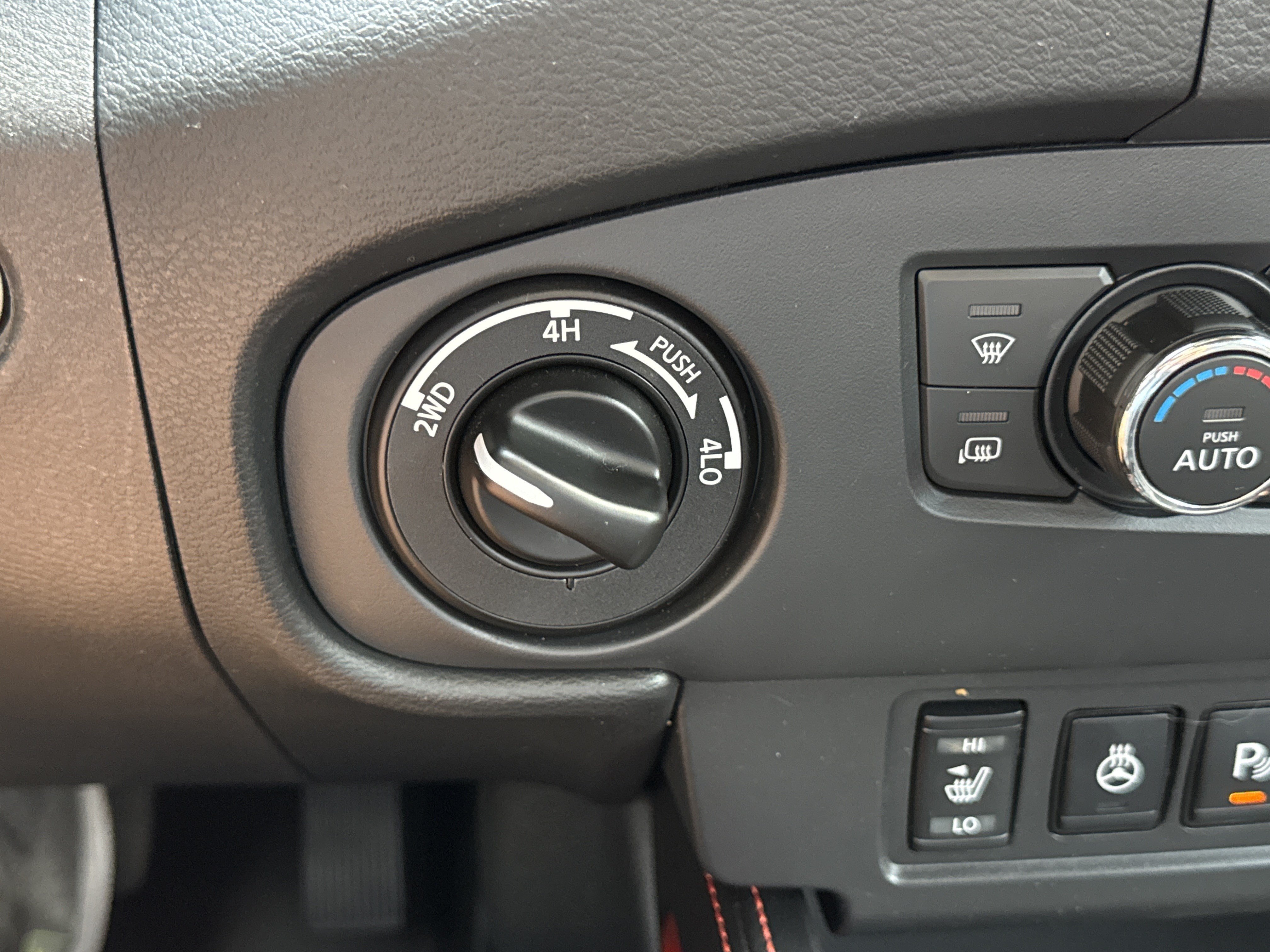 Used 2023 Boulder Gray Pearl Nissan PRO-4X image 29