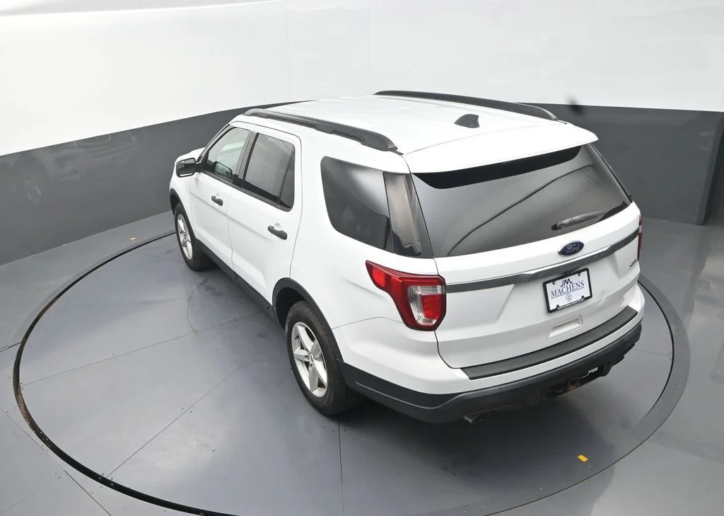Used 2018 White Ford Base image 17