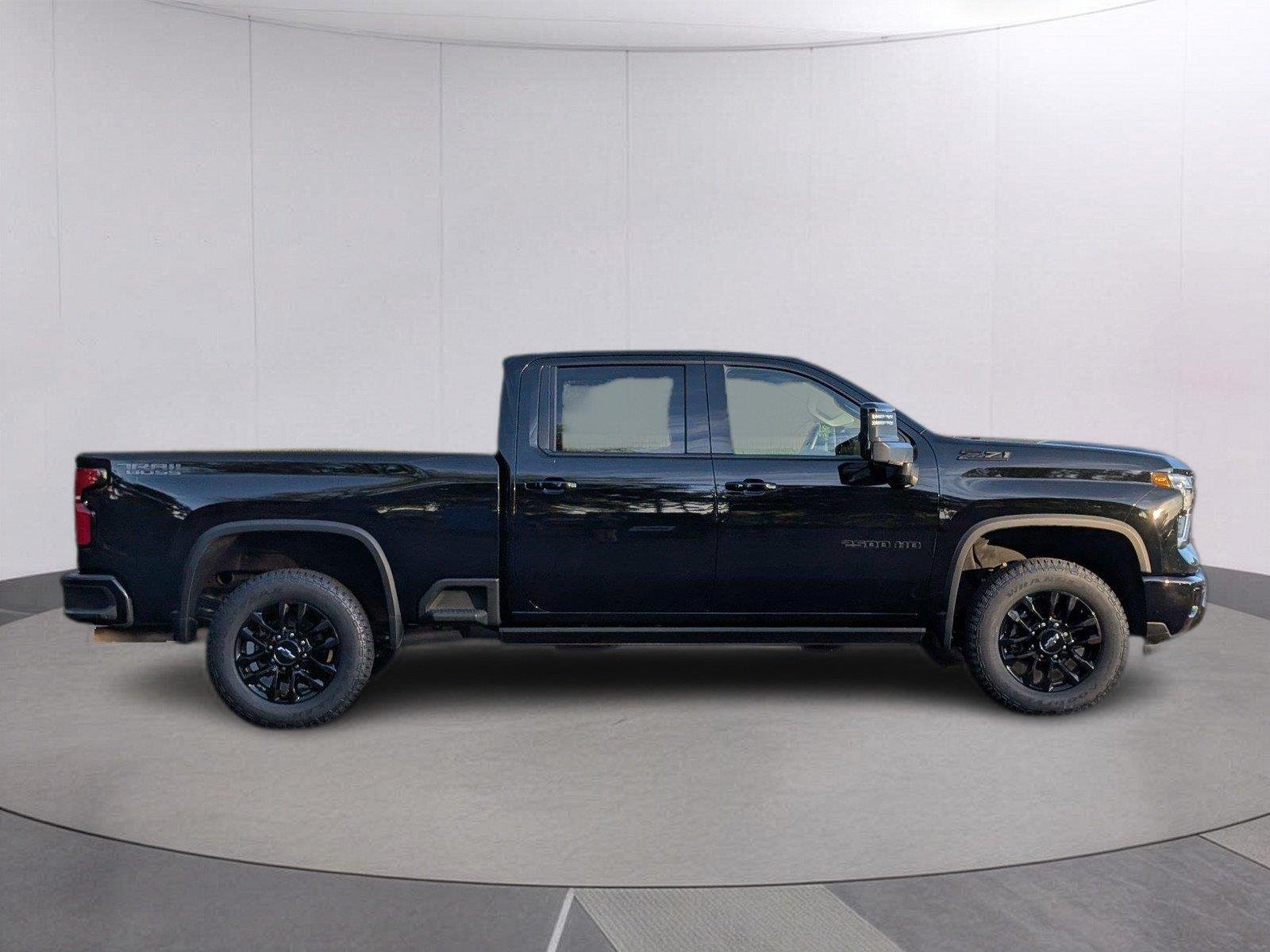 Used 2025 Black Chevrolet LTZ image 7