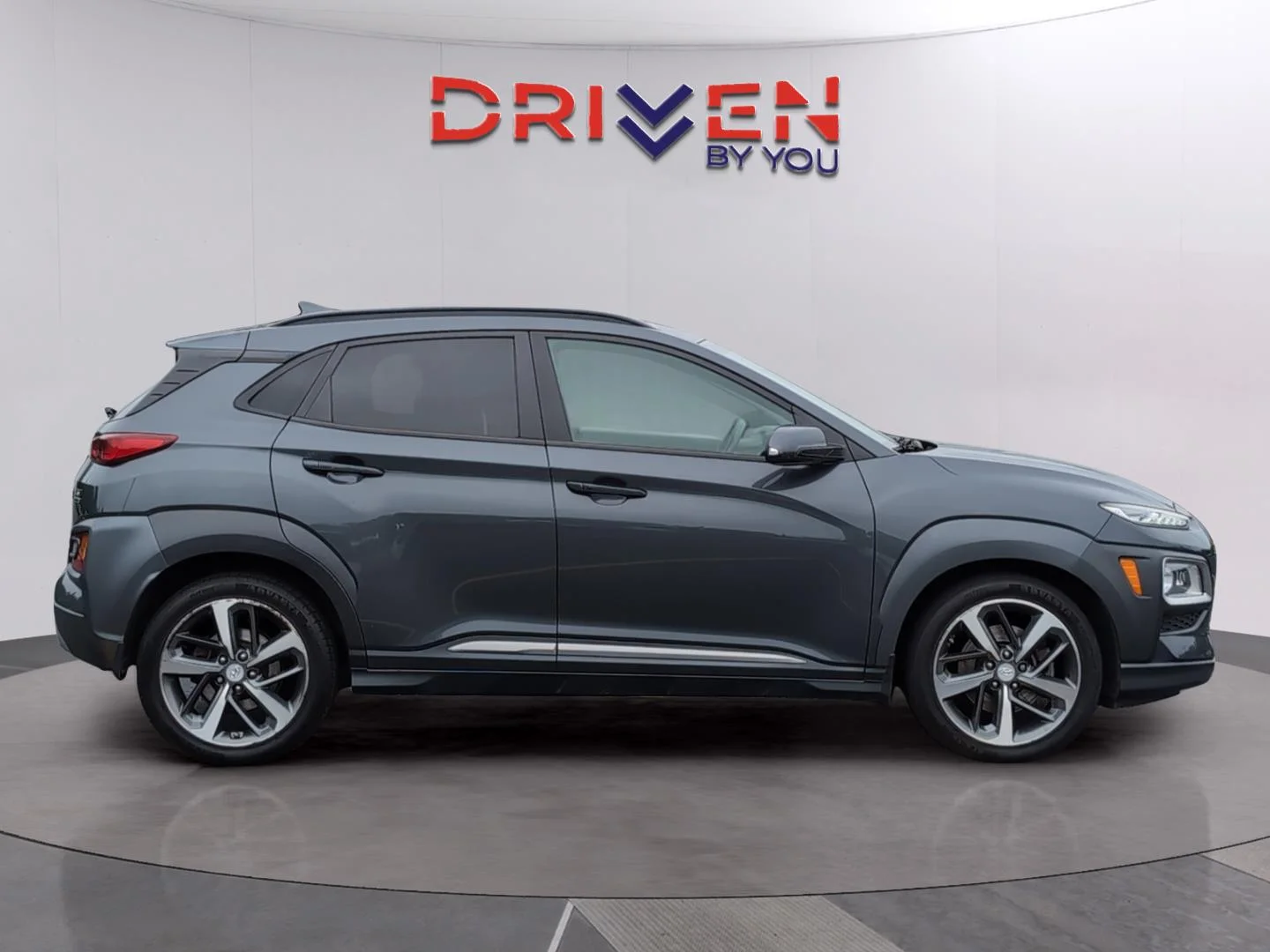 Used 2020 Thunder Gray Hyundai Ultimate image 6