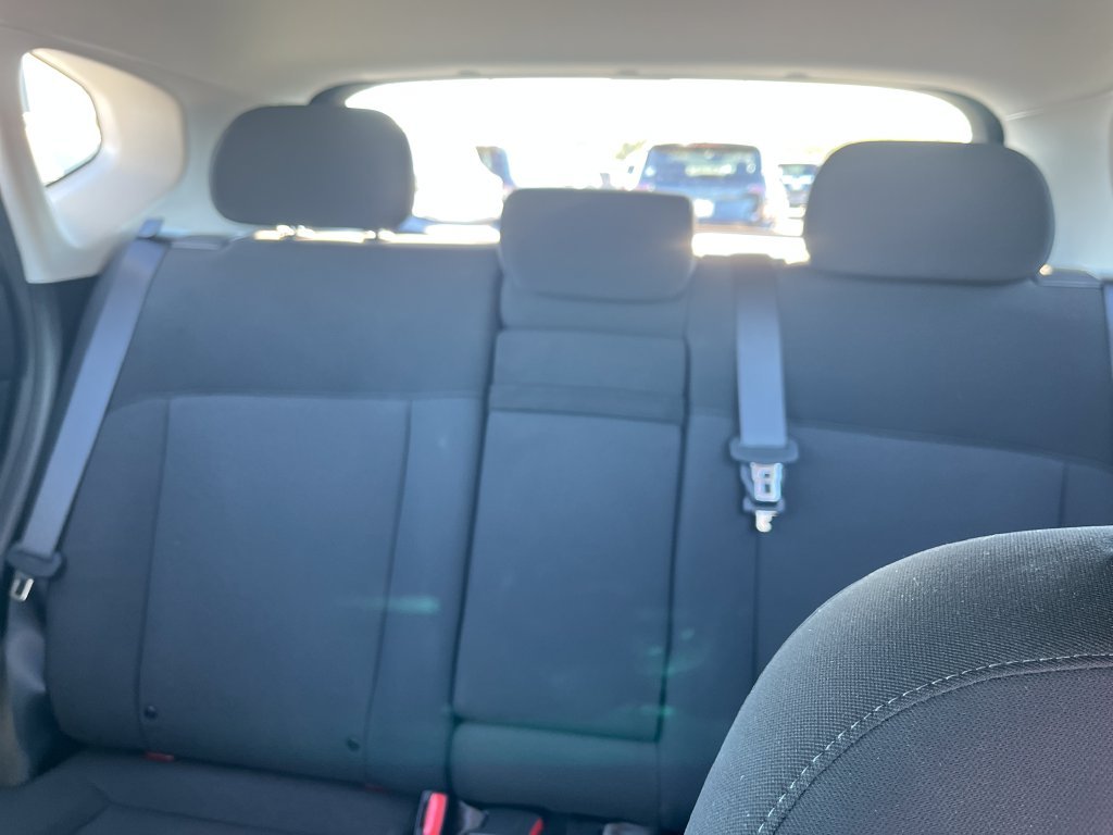 Used 2024 Red Hyundai SE image 13