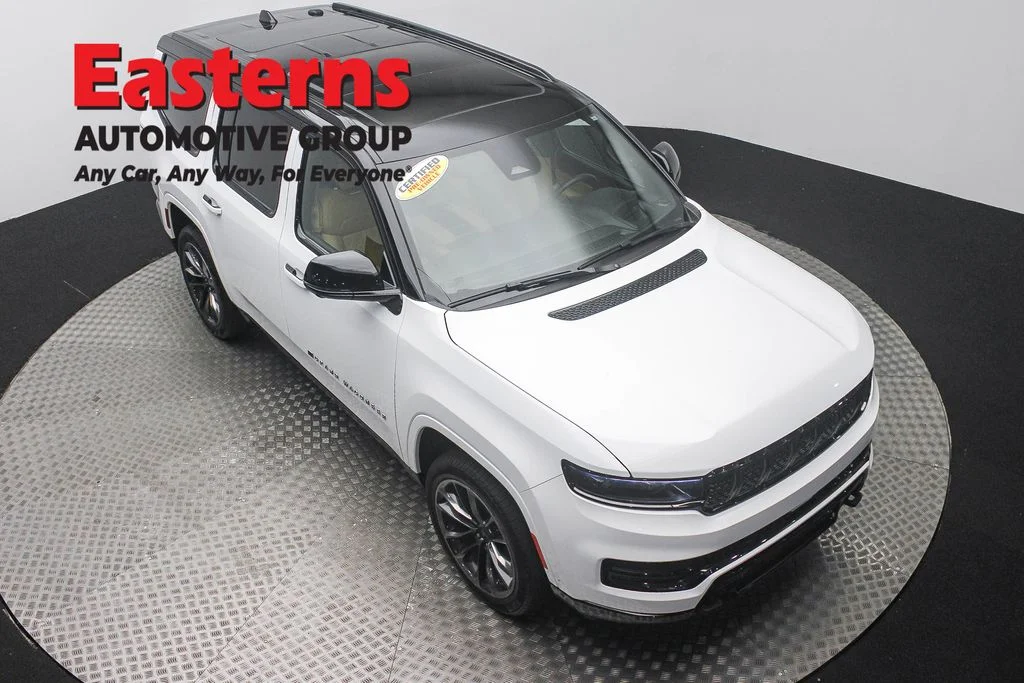 Used 2025 White Jeep Series III image 3