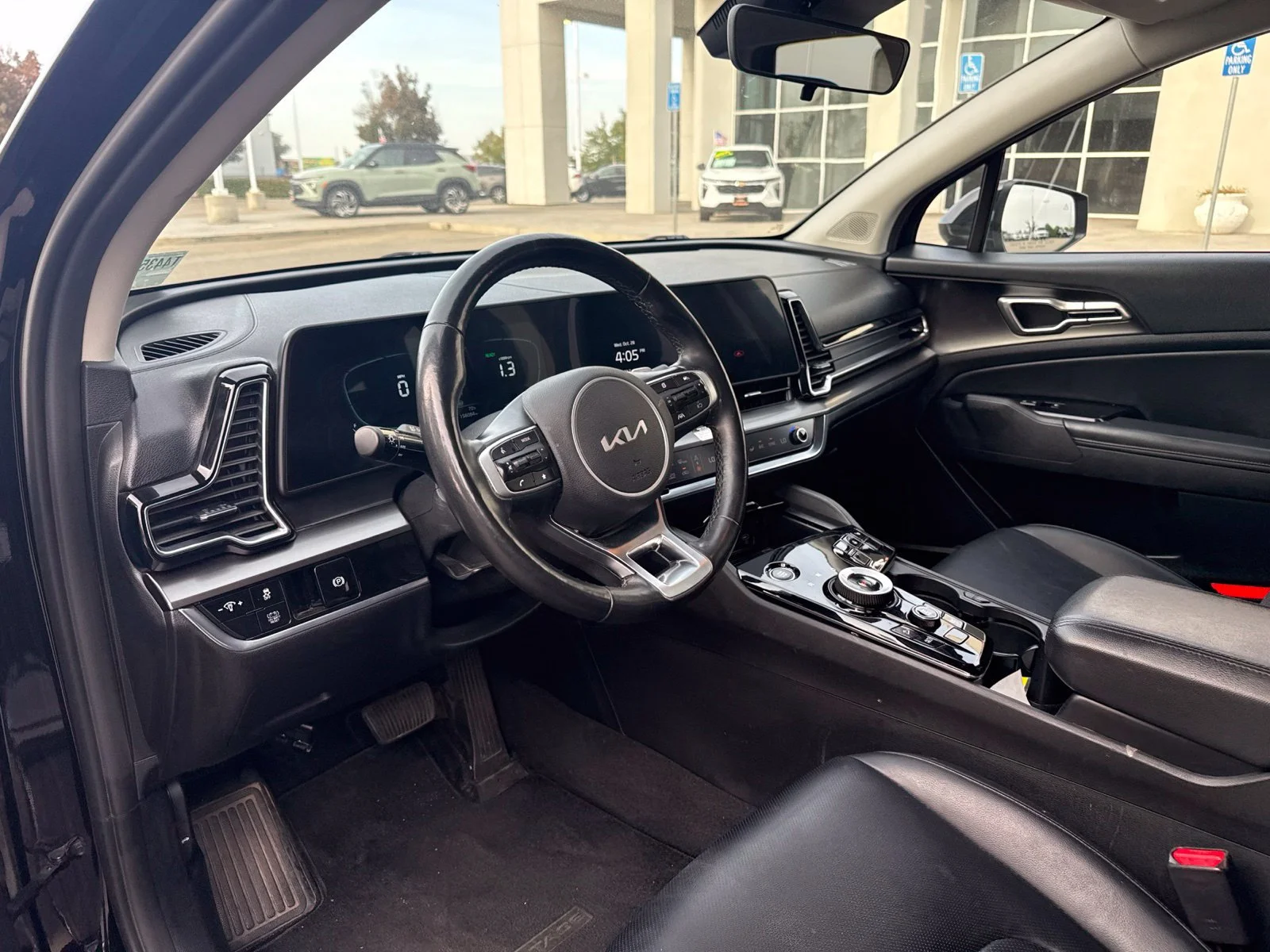 Used 2023  Kia EX image 24