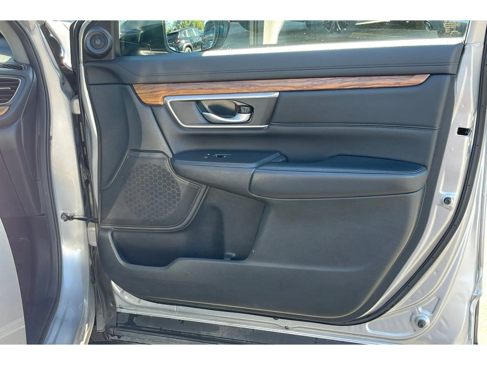 Used 2020 Lunar Silver Metallic Honda EX-L image 21