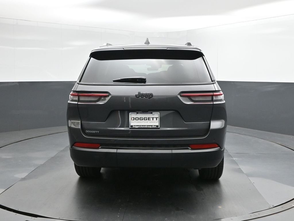 New 2025 Baltic Gray Metallic Clear-Coat Exterior Paint Jeep Altitude X image 8