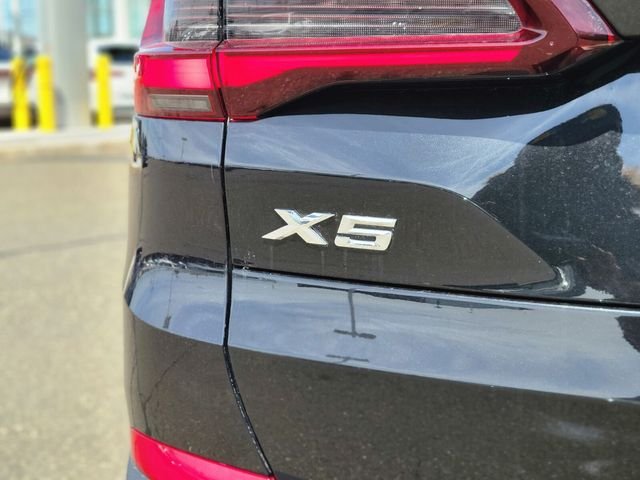Certified Used 2023 Black BMW xDrive40i image 11